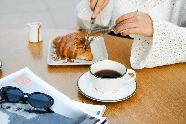 Maîtrisez l'Art du Choix d'Accessoires Tendance pour Élever Votre Style Athleisure